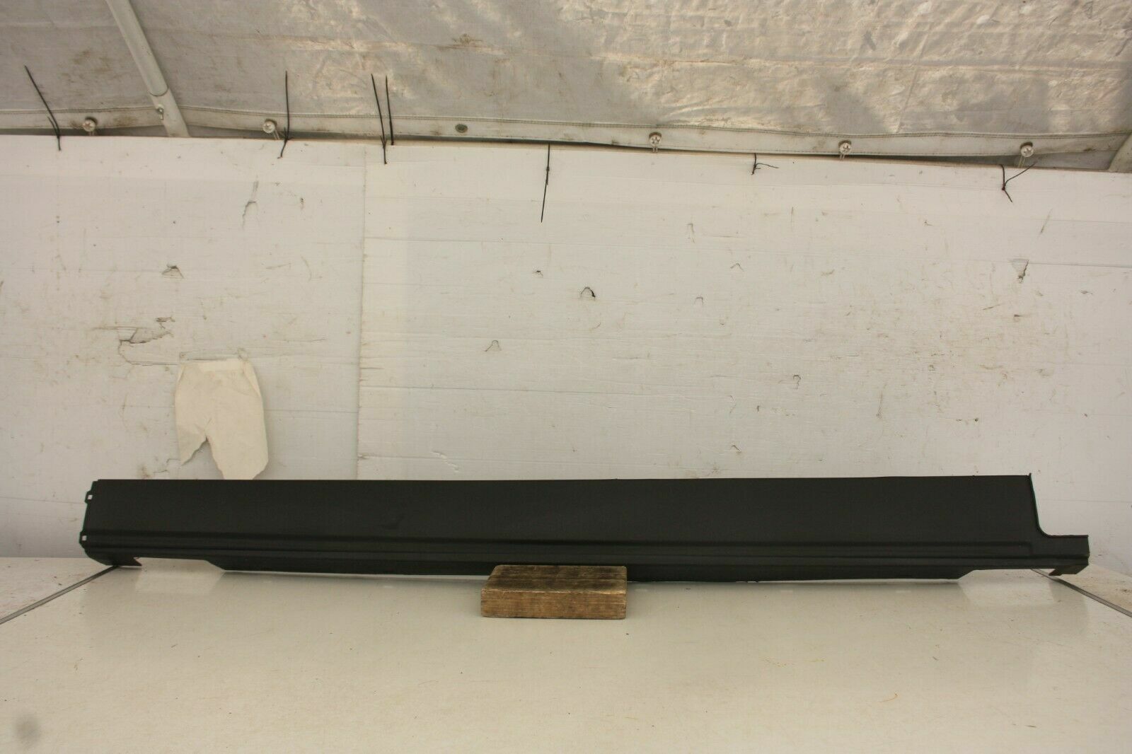Range Rover Sport Right Side Skirt 2013 TO 2018 CPLA-101D56-AA
