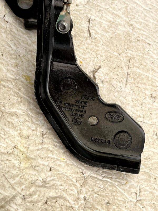 Range Rover Velar L560 Rear Left Tailgate Hinge 2017-2023 J8A2-42901-AC Genuine 5 Range Rover Velar L560 Rear Left Tailgate Hinge 2017 2023 J8A2 42901 AC Genuine 178556541239 6