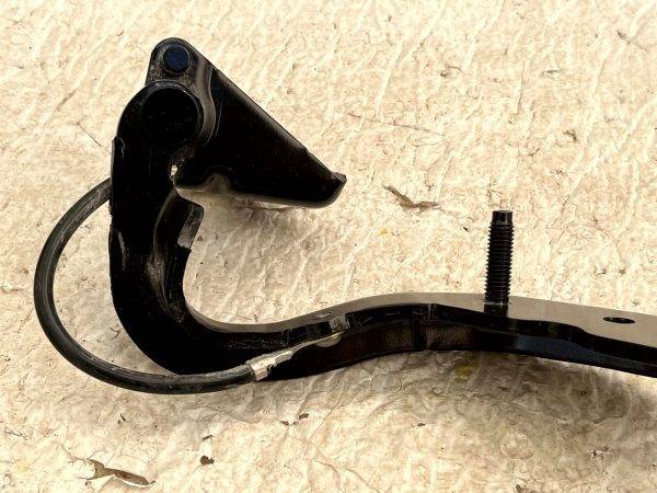 Range Rover Velar L560 Rear Left Tailgate Hinge 2017-2023 J8A2-42901-AC Genuine 7 Range Rover Velar L560 Rear Left Tailgate Hinge 2017 2023 J8A2 42901 AC Genuine 178556541239 8