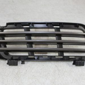 Range Rover Vogue Front Bumper Right Grill 2012 TO 2018 - Image 1