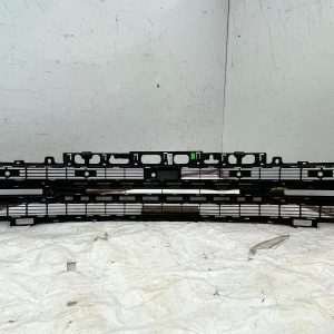 Range Rover Vogue L460 Front Bumper Lower Grill 2022 ON M8E2-17F791-A *DAMAGED* - Image 4