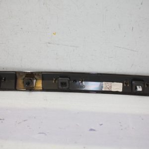 Range Rover Vogue L460 Rear Tailgate Moulding 2022 ON M8E2-404C42 Genuine - Image 9