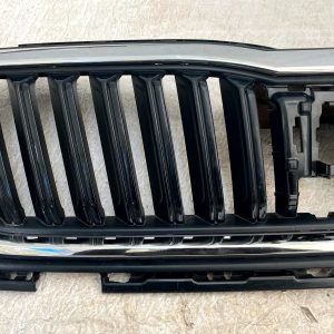 Skoda Octavia Front Bumper Upper Radiator Grille 2020 TO 2024 5E3853653 Genuine - Image 4