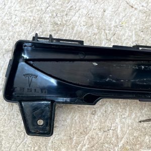 Tesla Model 3 Front Right Fog Light Bumper Trim 2019 ON 1490023-00-A Genuine - Image 7
