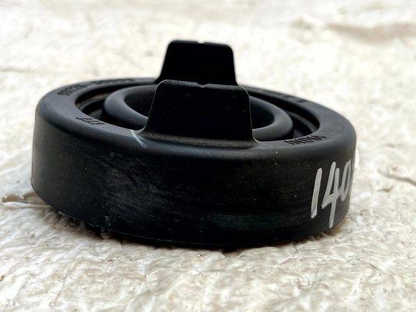 Toyota Avensis Front Headlight Dust Rubber Cover Cap 99226-80008 Genuine 9 Toyota Avensis Front Headlight Dust Rubber Cover Cap 99226 80008 Genuine 178509934499 10