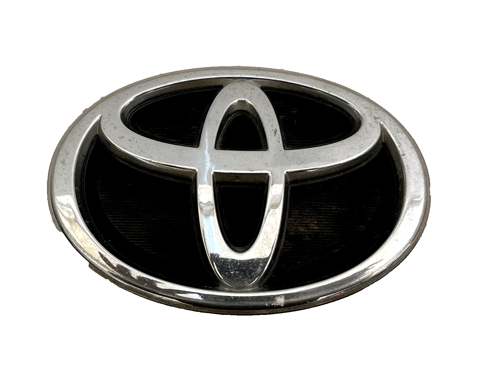 Toyota Corolla Front Bumper Emblem Badge Logo 75311-02120 Genuine