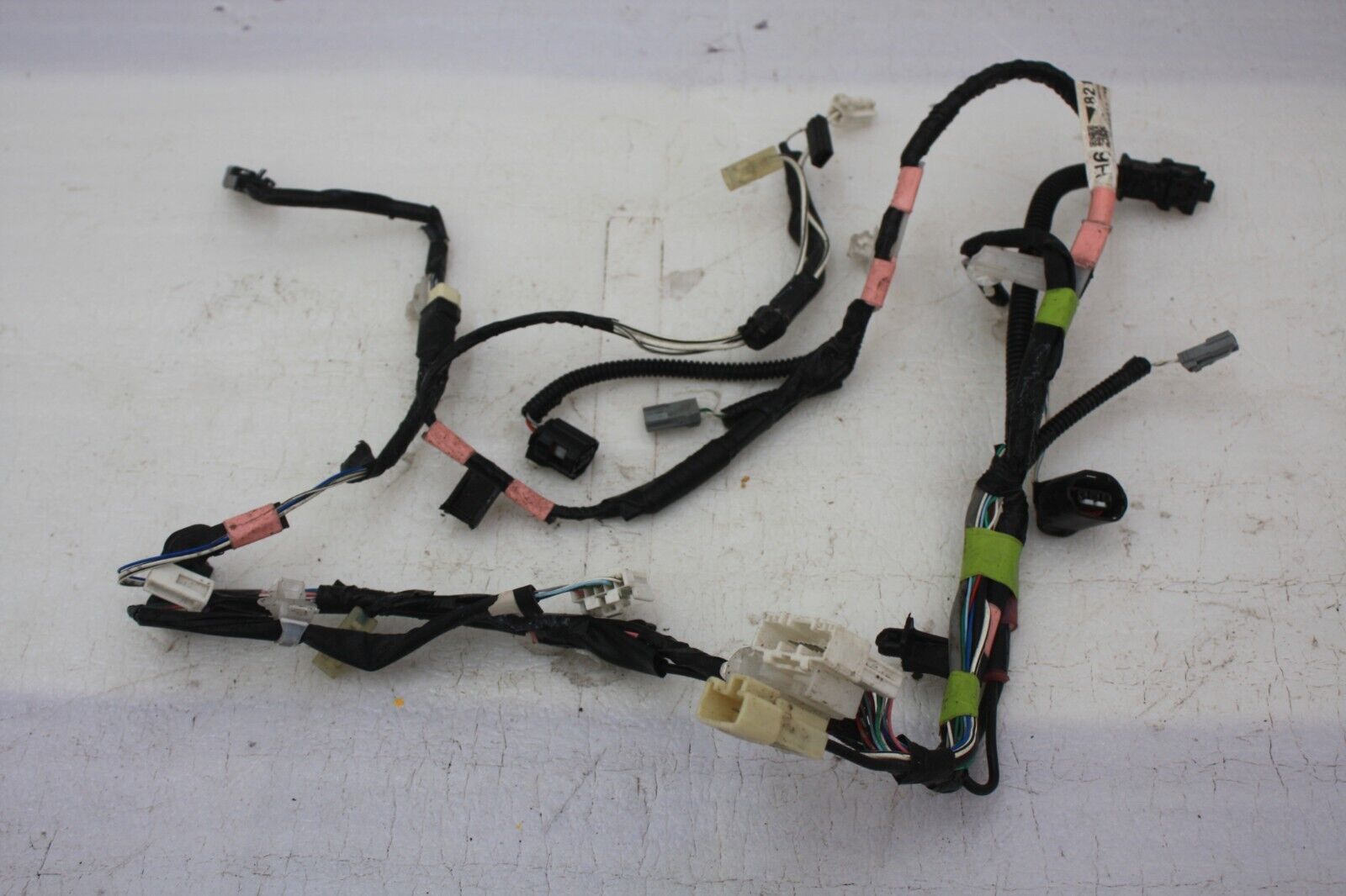 Toyota Prius Tailgate Wiring Loom 82185-47200B Genuine