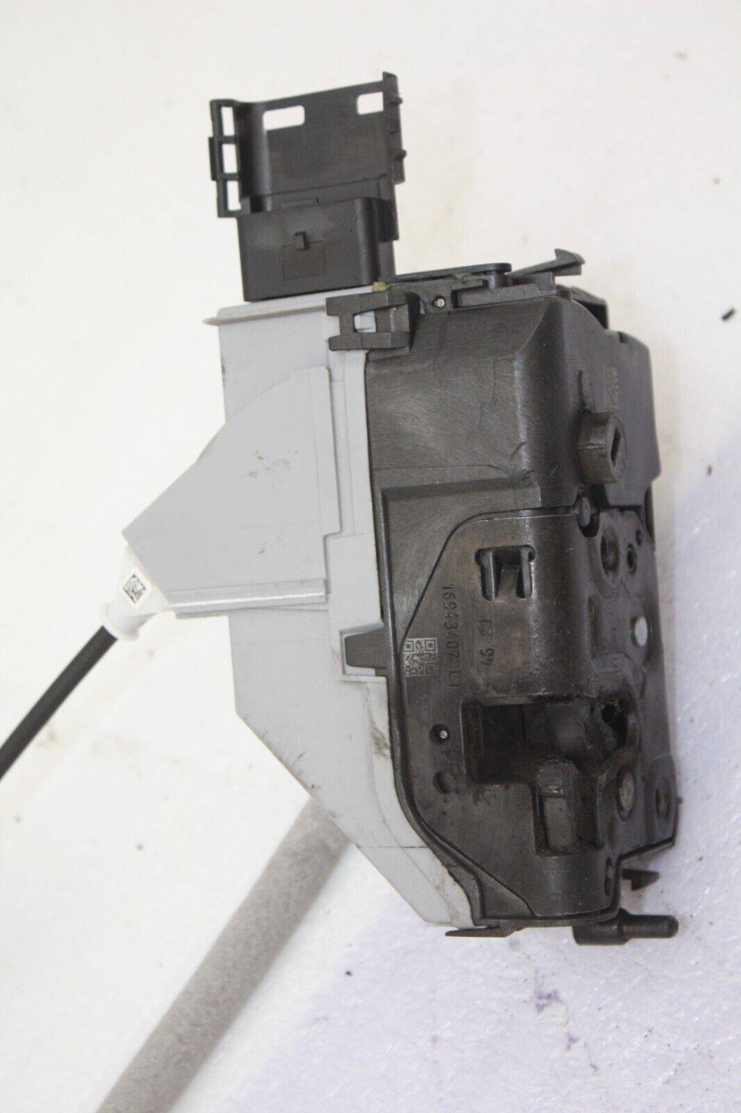 Toyota-Proace-Left-Sliding-Door-Lock-16943407-Genuine-176649962489-9