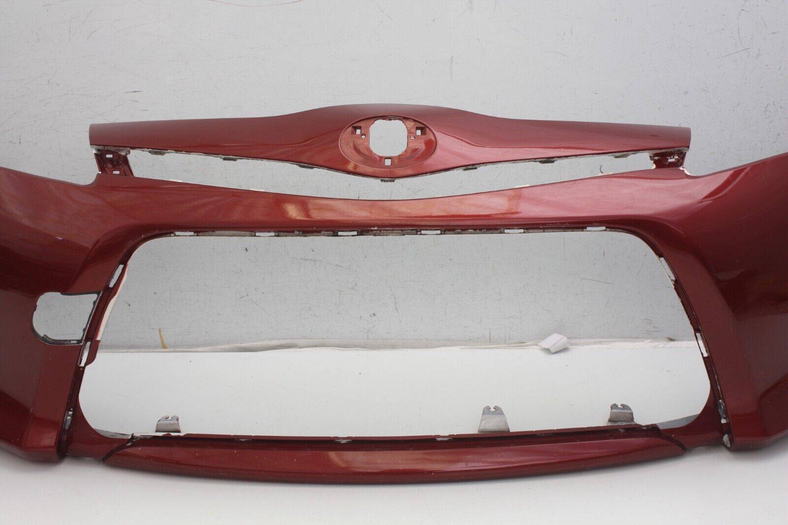 Toyota-Yaris-Hybrid-Front-Bumper-2011-TO-2014-Genuine-176601681339-2