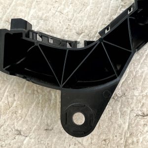 Toyota Yaris MK3 Rear Right Tail Light Bracket 2017 TO 2020 52155-0D220 Genuine - Image 8