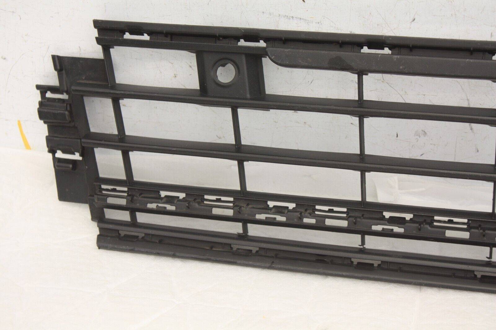 VW-Golf-Front-Bumper-Lower-Grill-5H0853677F-Genuine-DAMAGED-176336906289-4