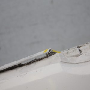 VW Polo Front Bumper 2009 TO 2014 6R0807221R Genuine *DAMAGED* - Image 4