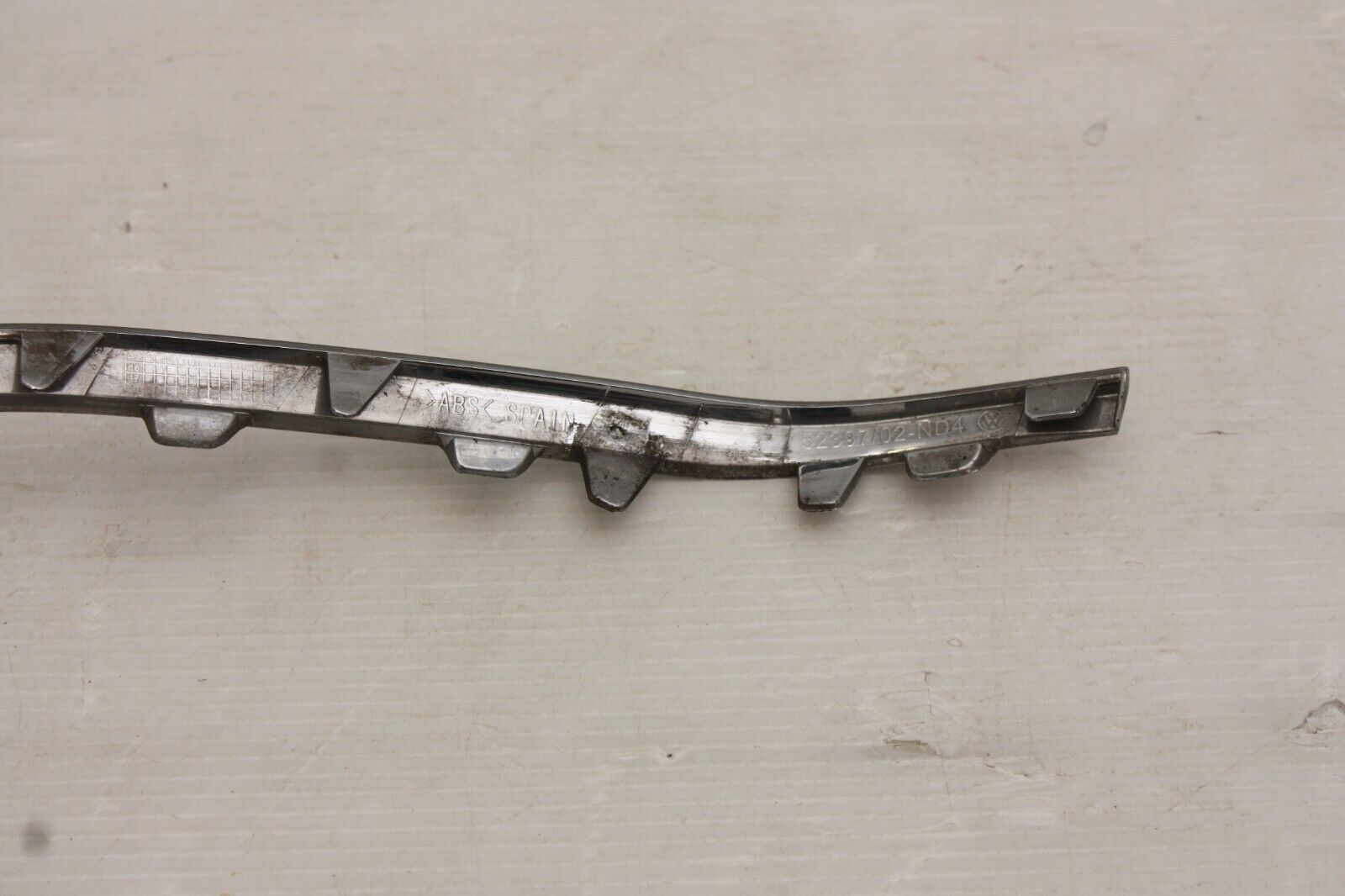 VW-Polo-Front-Bumper-Right-Side-Grill-Chrome-2014-to-2017-6C0853712-Genuine-175657386589-8