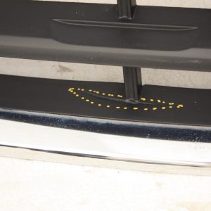 VW Tiguan Front Bumper Grill 5NA853651BC Genuine *DAMAGED* - Image 6