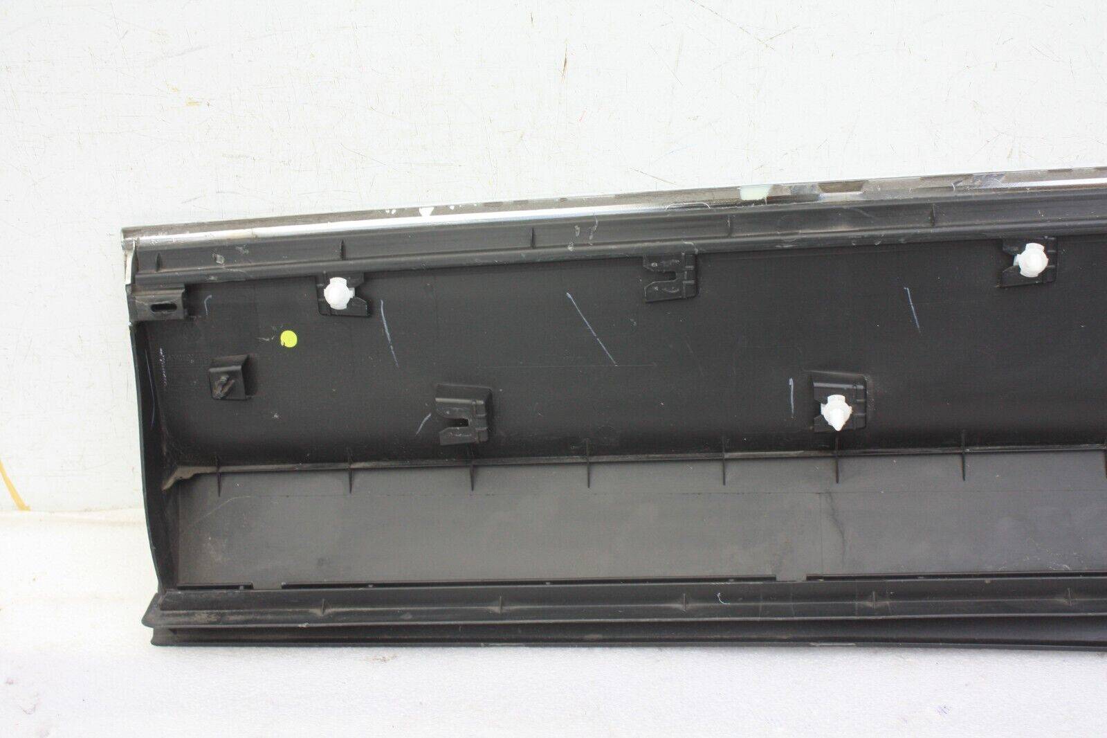 VW-Tiguan-Rear-Right-Door-Moulding-5NL854950J-Genuine-176572645059-12