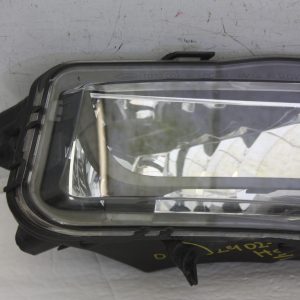 VW Transporter Front Bumper Right Fog Light 2015 to 2020 7E0941662B *DAMAGED* - Image 4