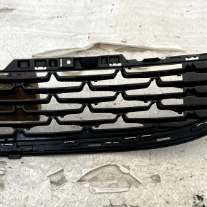 Vauxhall Astra J Front Bumper Grill 2012 TO 2015 13368822 Genuine - Image 12