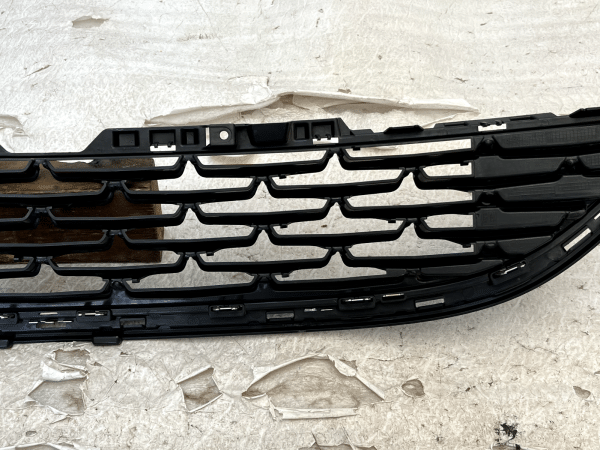 Vauxhall Astra J Front Bumper Grill 2012 TO 2015 13368822 Genuine 178518847019 12