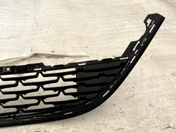 Vauxhall Astra J Front Bumper Grill 2012 TO 2015 13368822 Genuine 178518847019 13