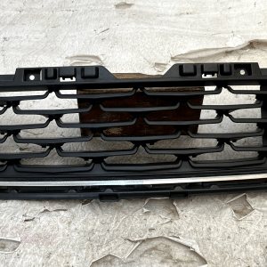 Vauxhall Astra J Front Bumper Grill 2012 TO 2015 13368822 Genuine - Image 4