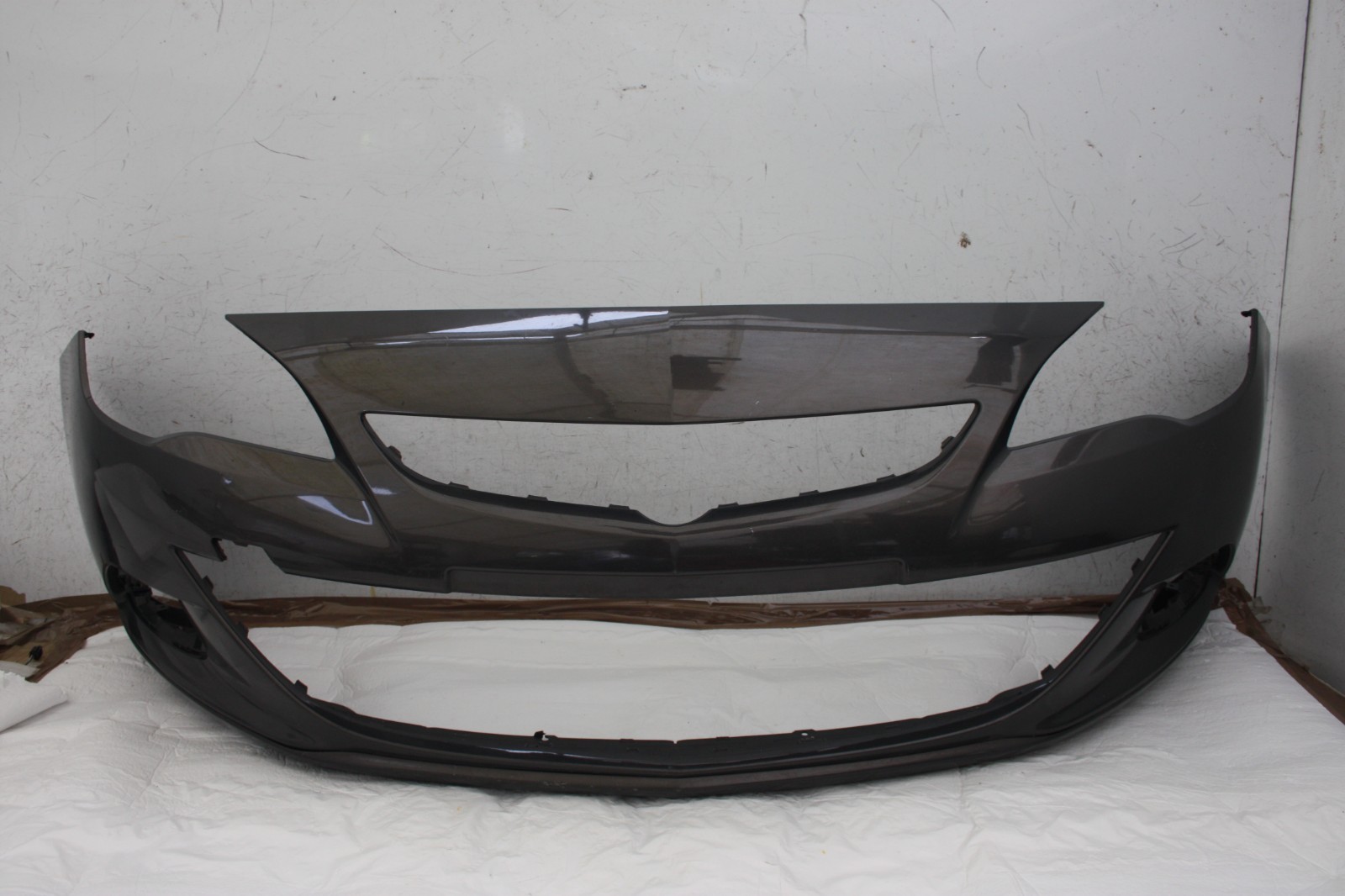Vauxhall Astra J GTC Front Bumper 2012 TO 2015 13264551 Genuine *DAMAGED*