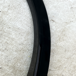 Volkswagen Tiguan Rear Right Wheel Arch Trim 2020 ON 571853818A Genuine - Image 8