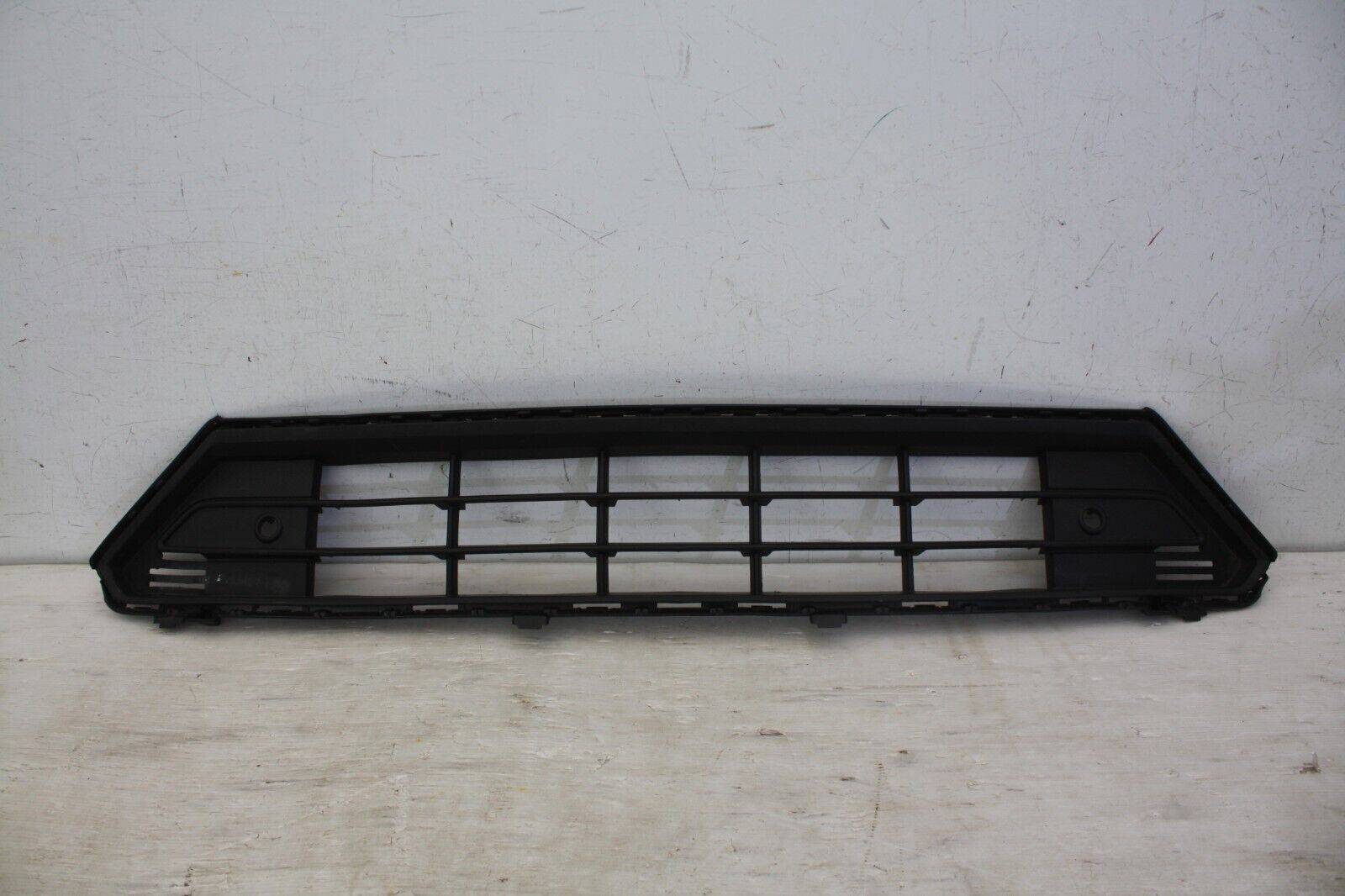 Volvo C40 Recharge Front Bumper Lower Grill 2022 on 32136098 Genuine 176024679809