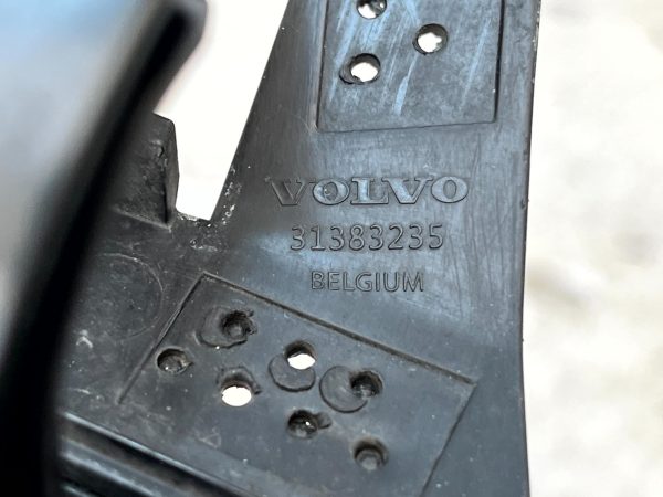 Volvo S90 Mk2 Front Right Headlight Washer Bracket 2016 TO 2023 31383235 Genuine 11 Volvo S90 Mk2 Front Right Headlight Washer Bracket 2016 TO 2023 31383235 Genuine 178427495949 12