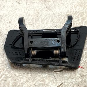 Volvo S90 Mk2 Front Right Headlight Washer Bracket 2016 TO 2023 31383235 Genuine 21 Volvo S90 Mk2 Front Right Headlight Washer Bracket 2016 TO 2023 31383235 Genuine - Image 9