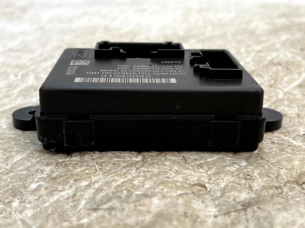 Volvo V40 Front Right Door Control Module Unit 2012-2016 AV6N-14C235-BB Genuine 8 Volvo V40 Front Right Door Control Module Unit 2012 2016 AV6N 14C235 BB Genuine 178560614249 9