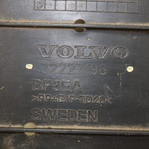 Volvo V60 Front Bumper Under Tray 2018 TO 2023 32227198 Genuine - Image 8