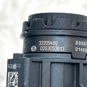 Volvo XC40 MK2 Bumper PDC Parking Distance Control Sensor 32209488 Genuine - Image 7