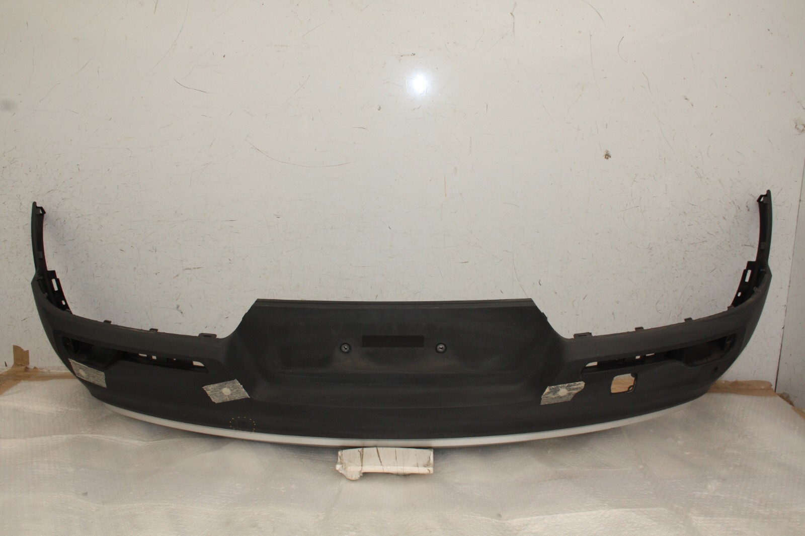 Volvo XC40 Rear Bumper 2018  TO 2023 31449333 Genuine *DAMAGED*