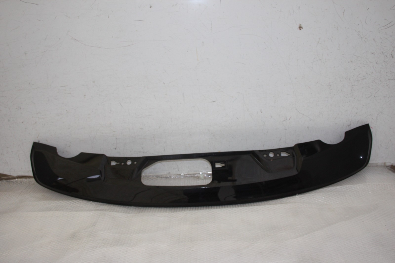 Volvo XC40 Rear Bumper Diffuser 2018 ON 32273898 Genuine