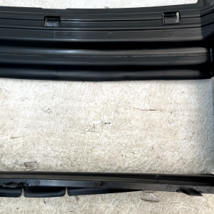 Volvo XC60 Front Radiator Support Air Guide Duct 2022 ON 31425367 Genuine - Image 10
