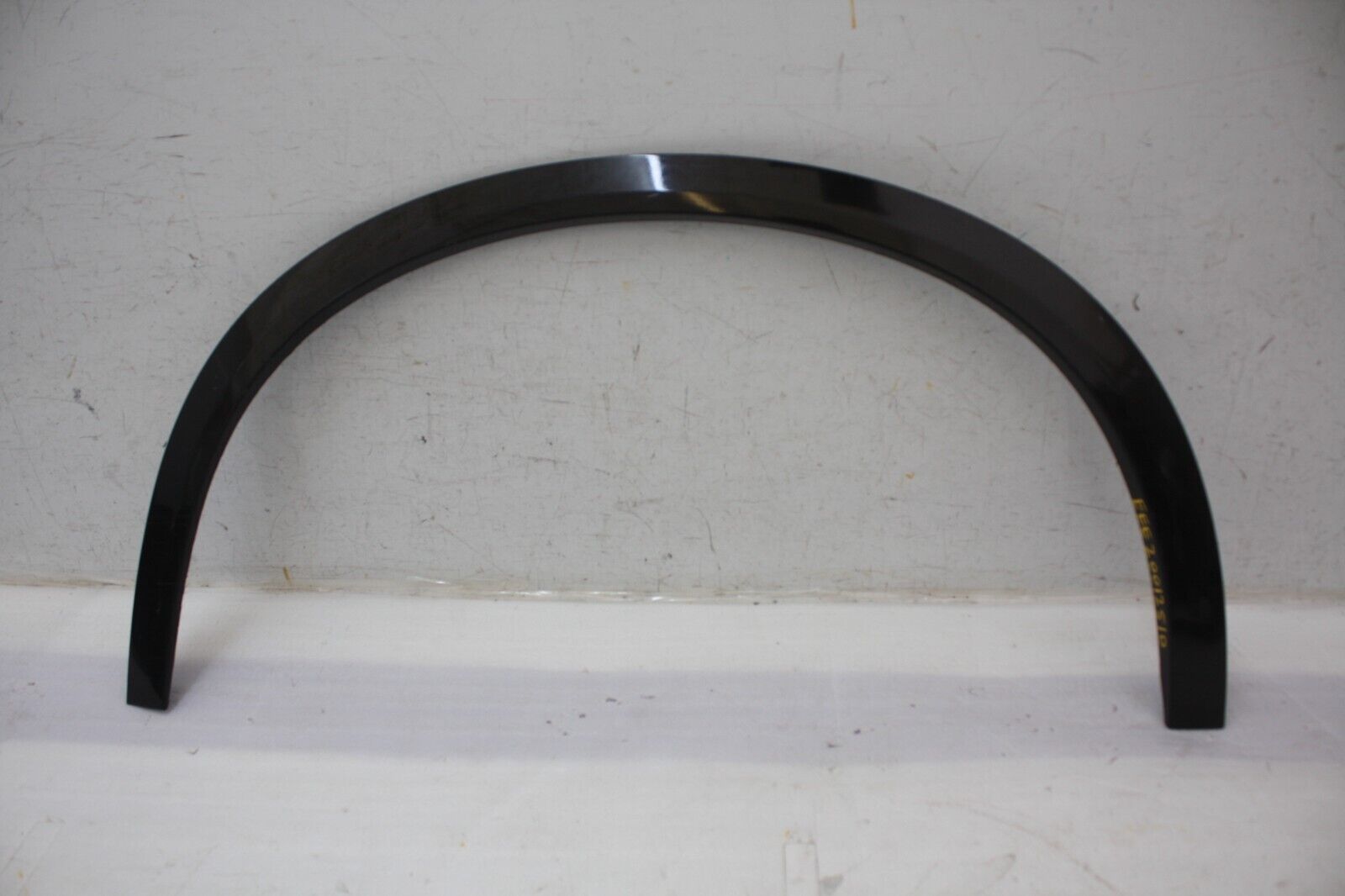 Volvo XC90 Front Left Wheel Arch 31463346 Genuine