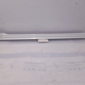 Volvo XC90 Left Side Skirt 2017 ON 31672370 Genuine - Image 1