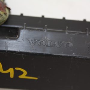 Volvo XC90 Rear Left Side Skirt Bracket 2015 ON 31395857 Genuine - Image 16