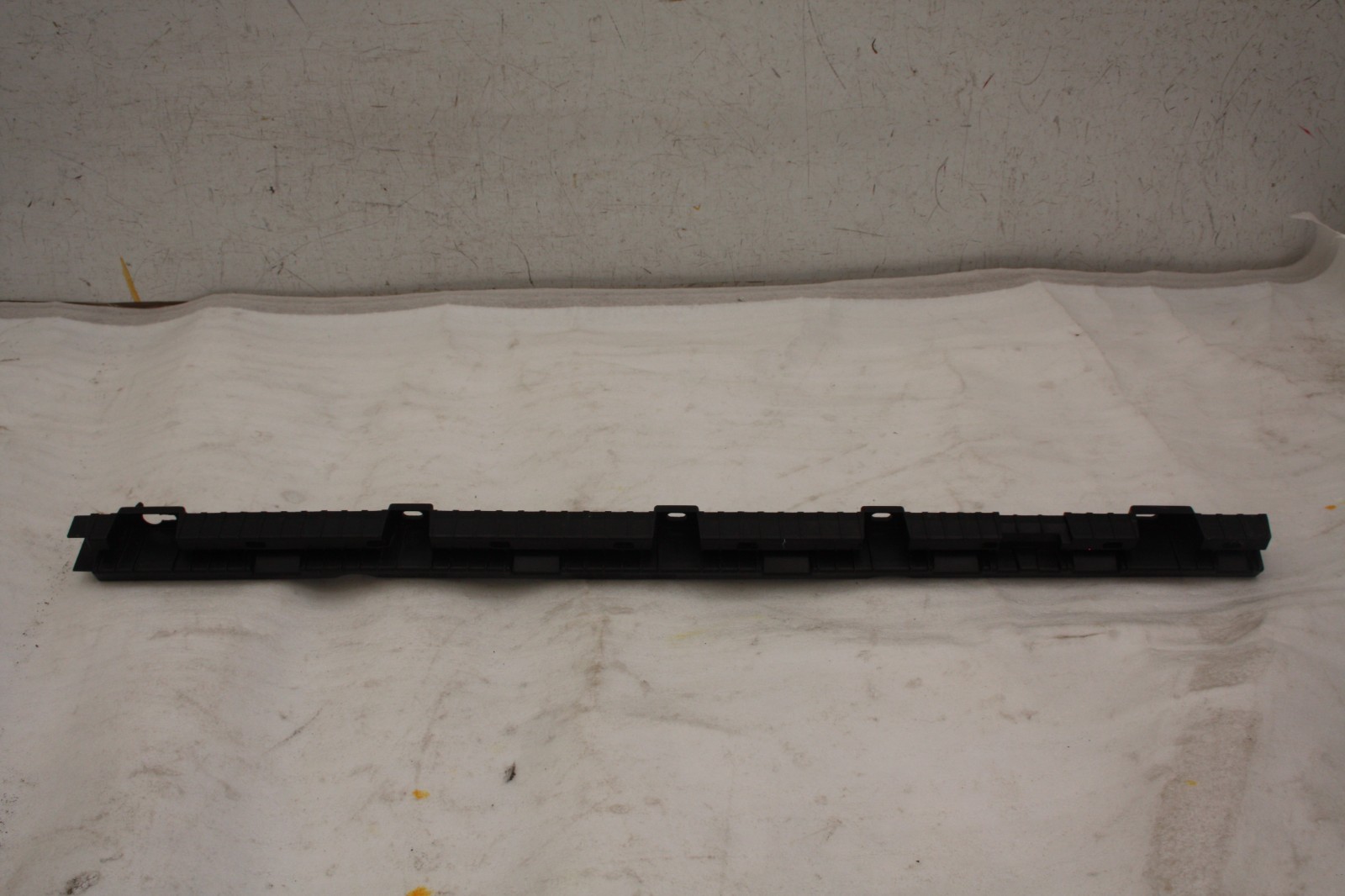Volvo XC90 Rear Left Side Skirt Bracket 2015 ON 32216525 Genuine