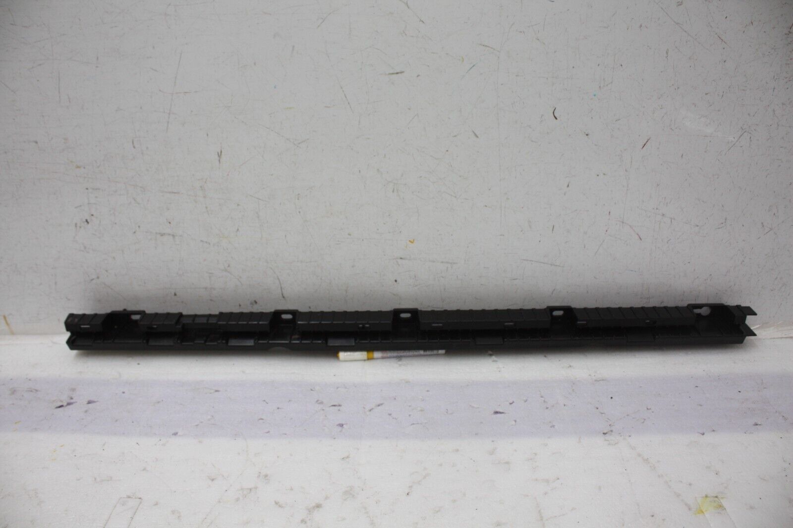 Volvo XC90 Rear Right Side Skirt Bracket 2015 ON 32216526 Genuine